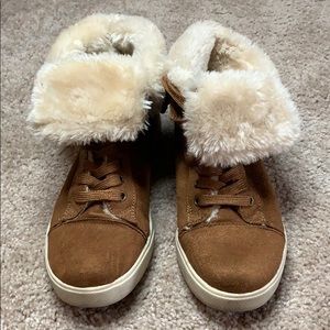 Cozy Fluffy Women’s Boots